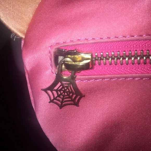 🎊🎉HOST PICK🎉🎊Charlotte Olympia bear crossbody - Picture 5 of 7